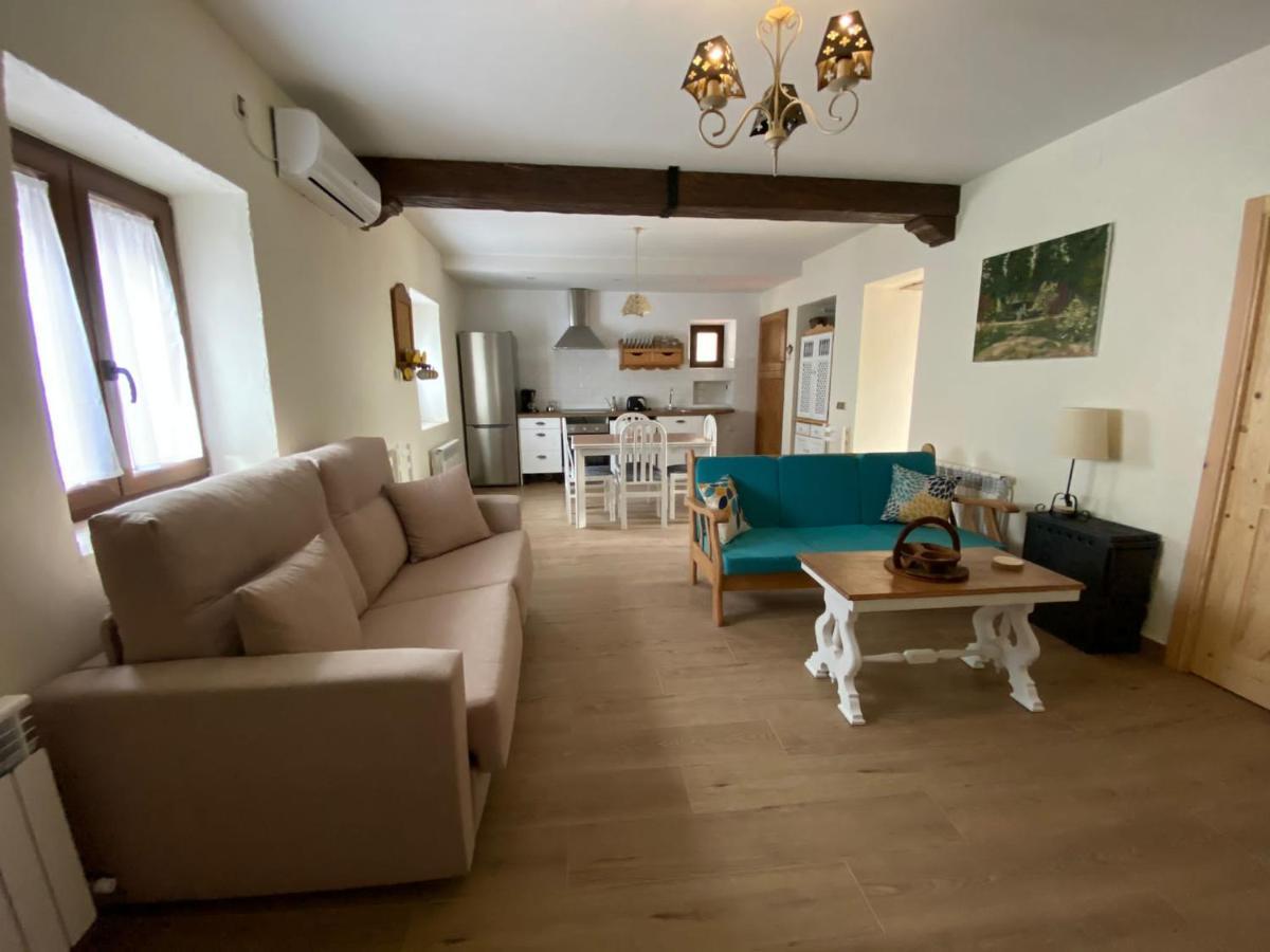Casa De Vacaciones El Naranjo Piedralaves Kültér fotó